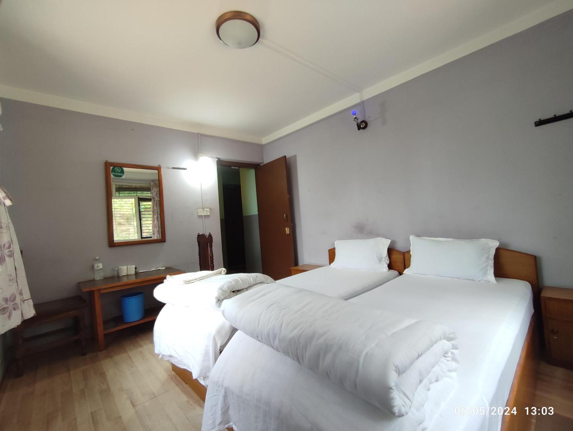 Hotel Mount Paradise Nagarkot Esterno foto